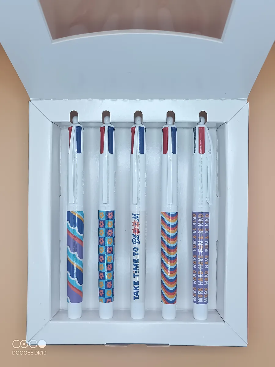 Édition Limitée « Feeling Groovy » by Studio Jonesie