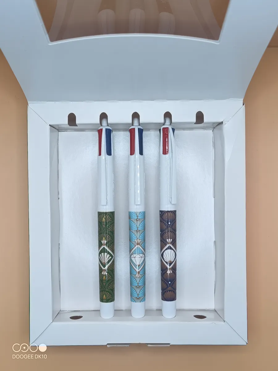 Pub. - Bureau Vallée - Décors Tournants